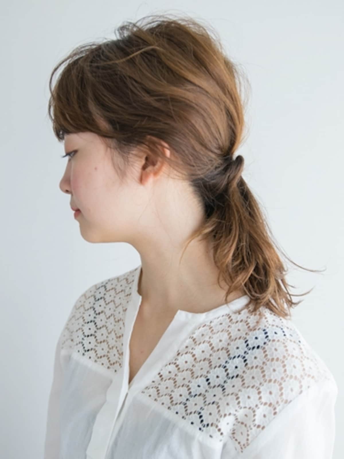 オフィスで使える大人のひとつ結びアレンジ