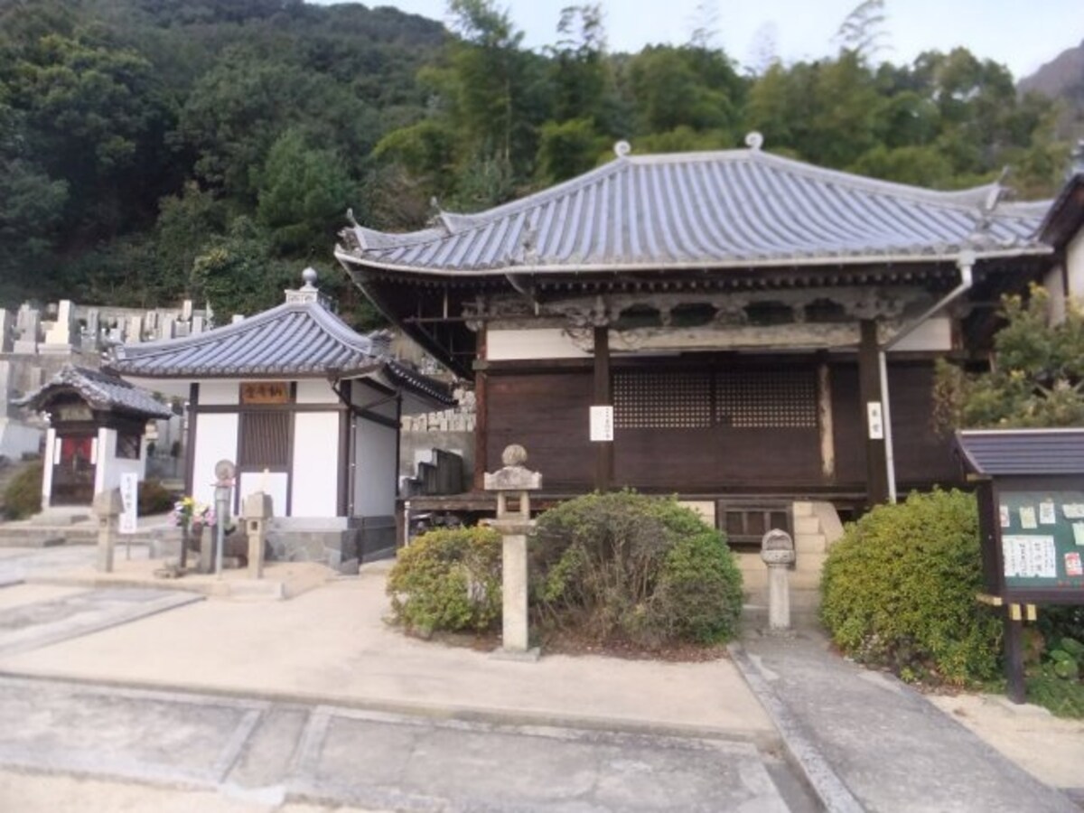 鞆の浦（8）／医王寺の境内