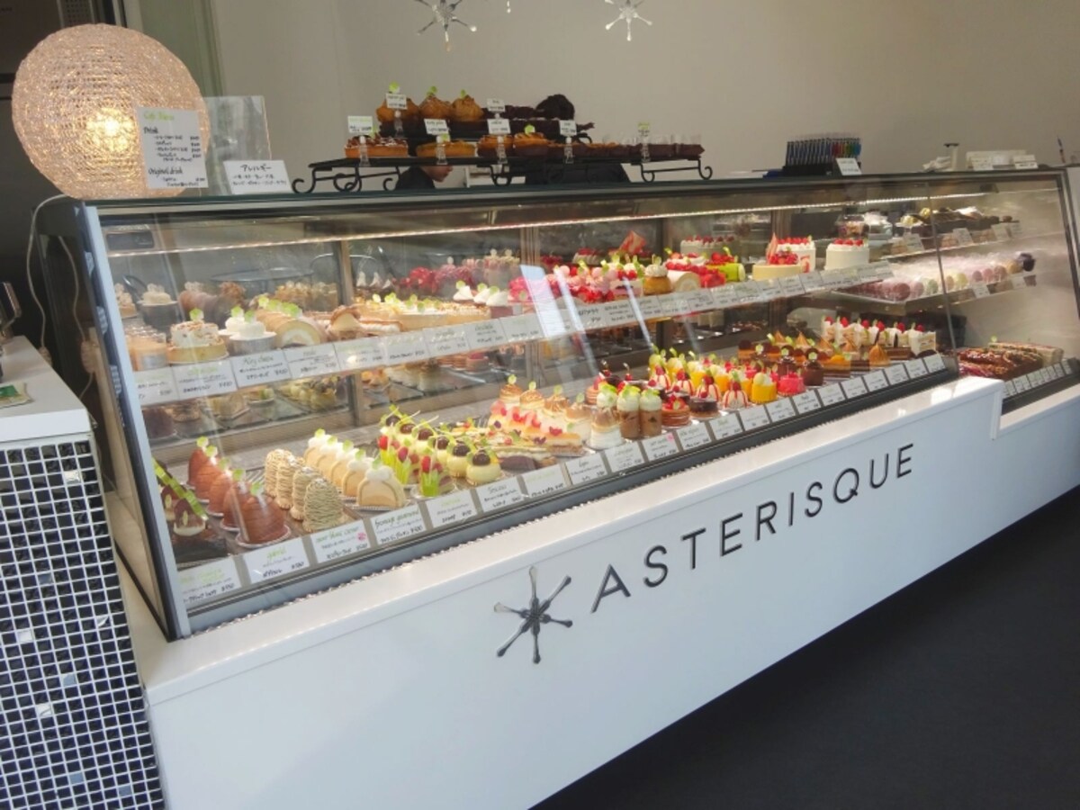「アステリスク」のショーケース