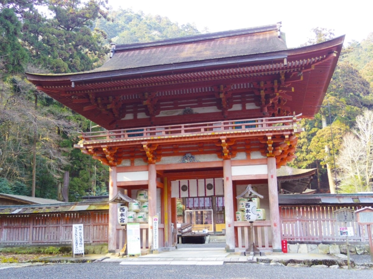 西本宮楼門