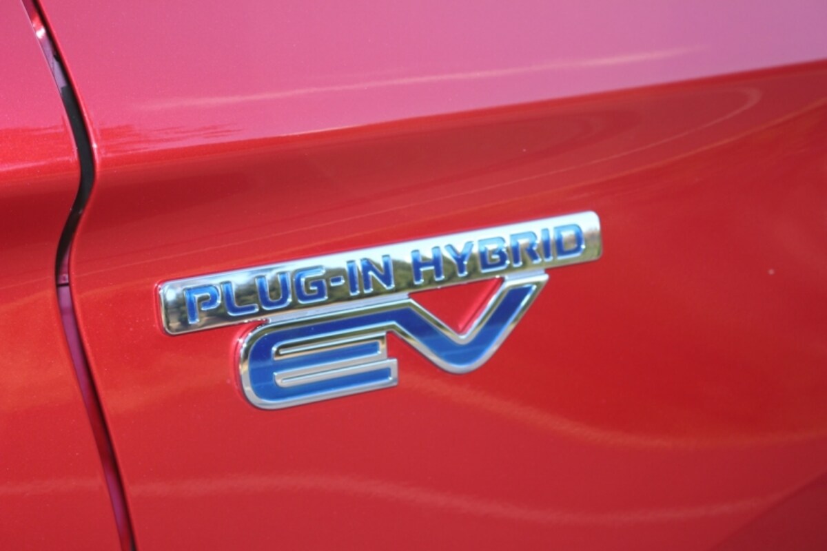 三菱アウトランダーPHEV