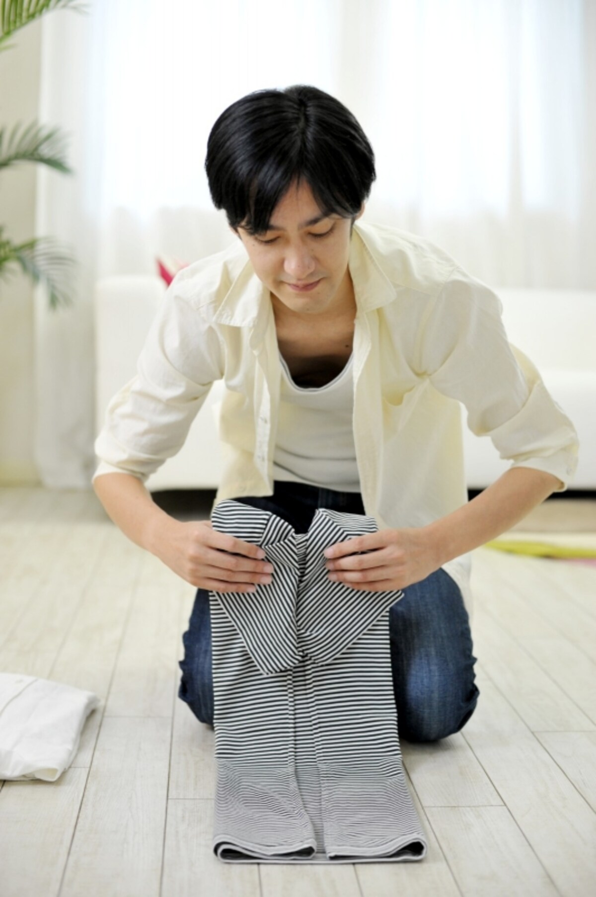 たたむ