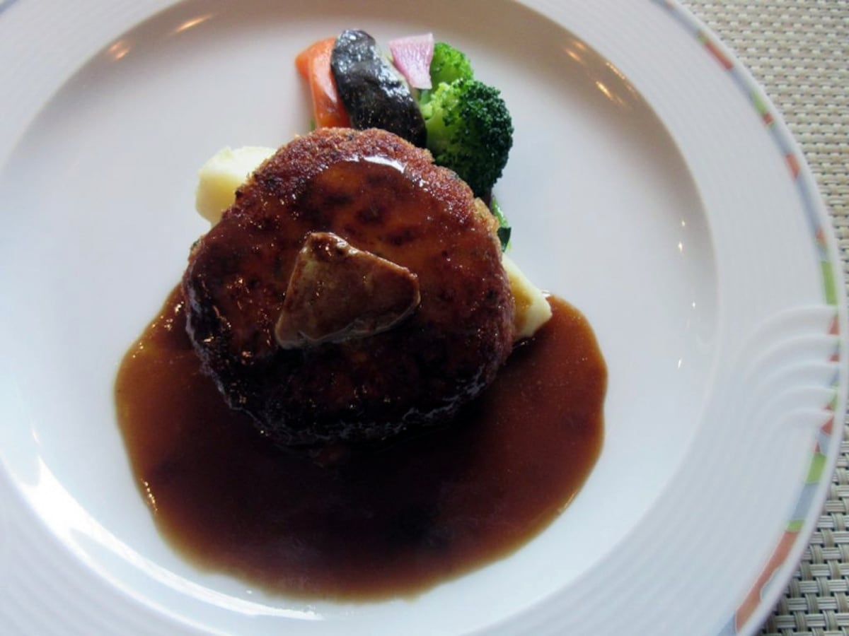 カジュアルフレンチ レスパス メイン料理