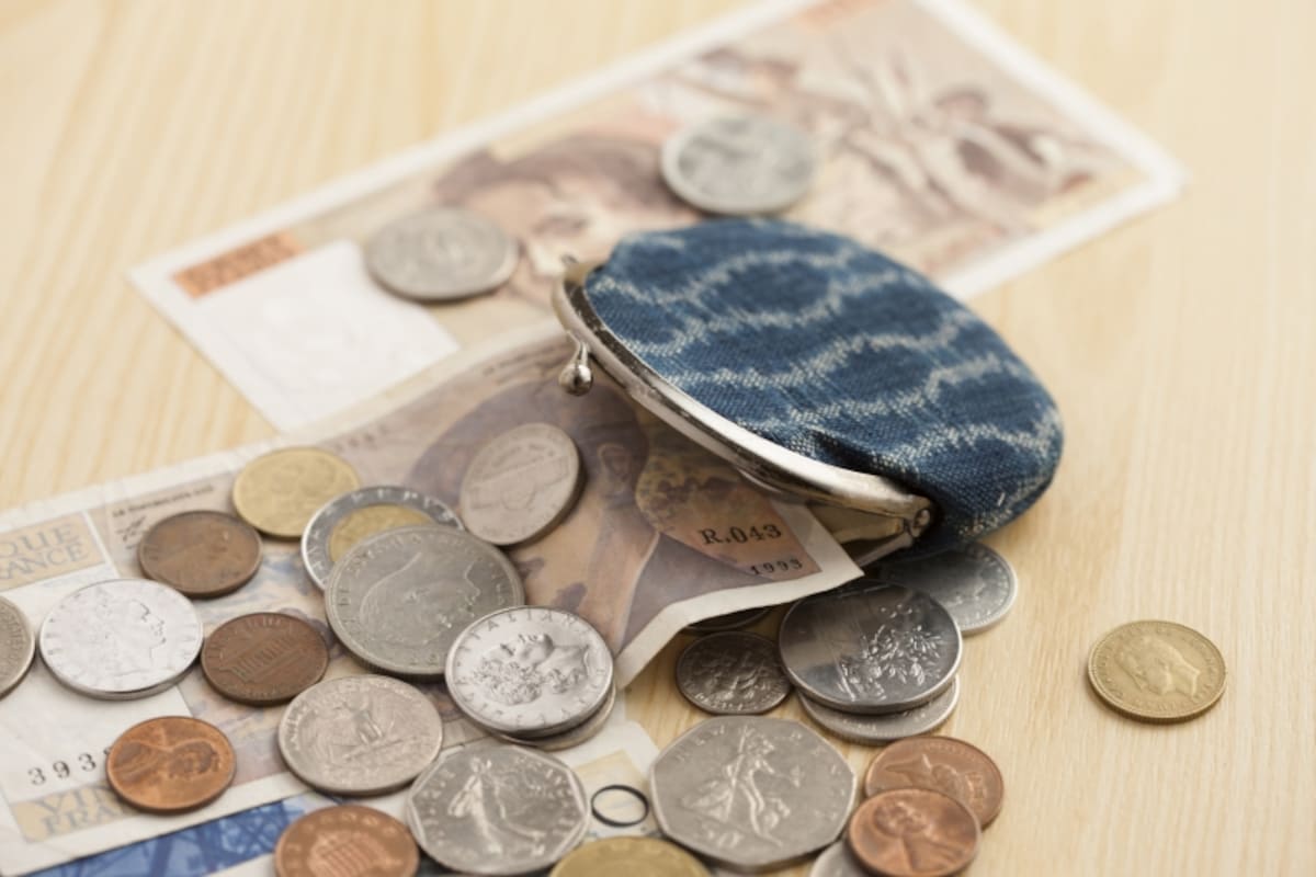 夫の借金を抱えて貯金はゼロ円