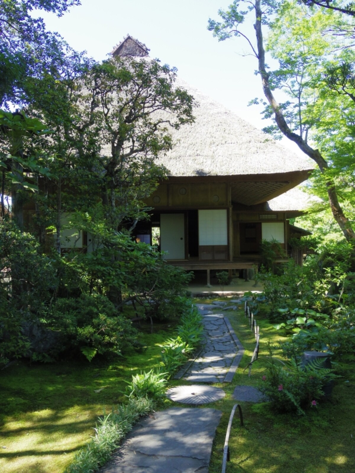 臥龍院
