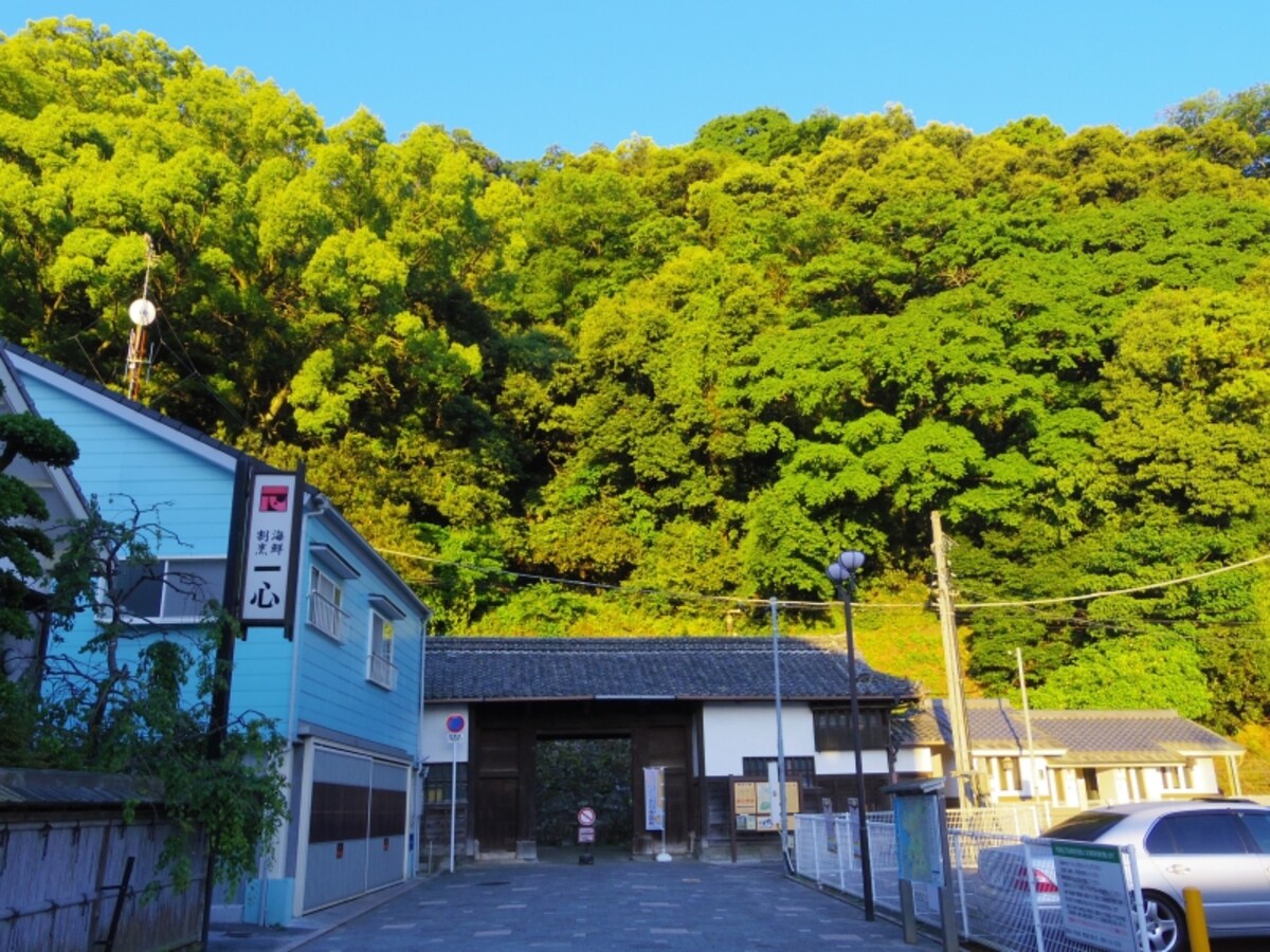 桑折氏長屋門