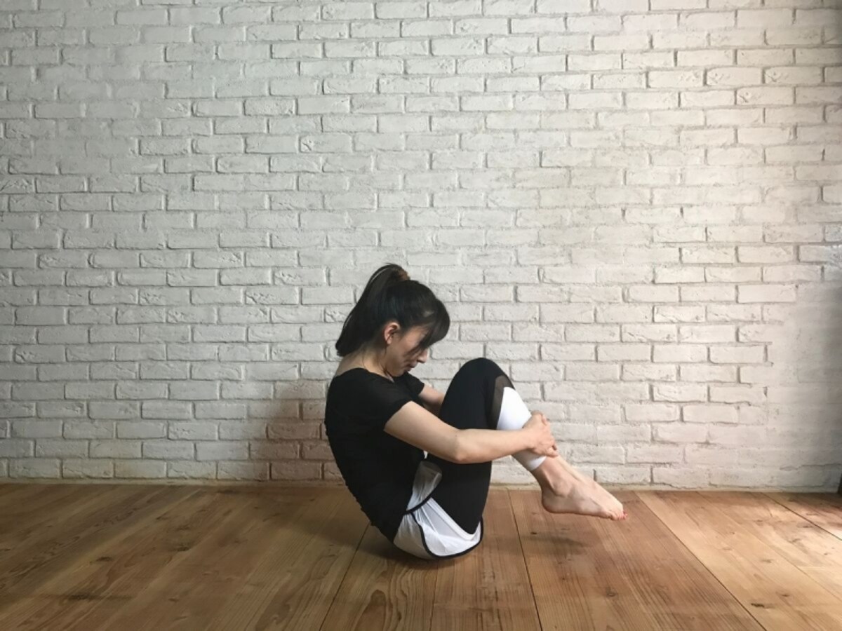 肩の力は抜いてお腹周りに集中