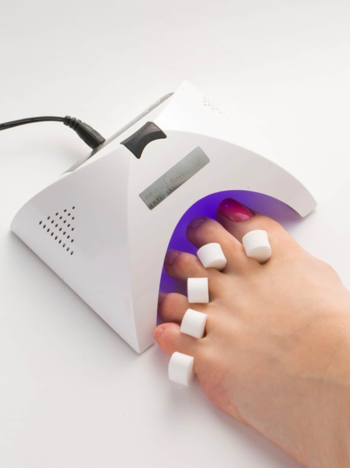 LEDライトに入れて硬化