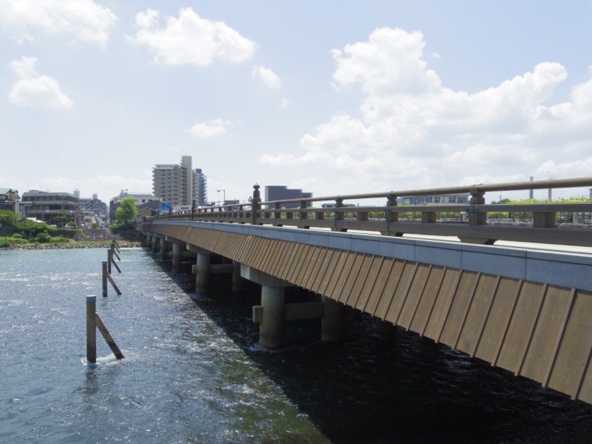宇治橋