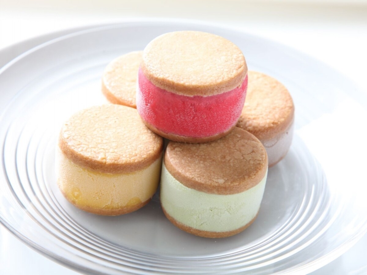 「ラ・ヴィエイユ・フランス」の「パレ ア グラス」（1個税込400円　※送料別）