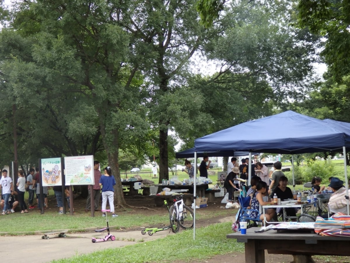 はなさき公園内のBBQ場