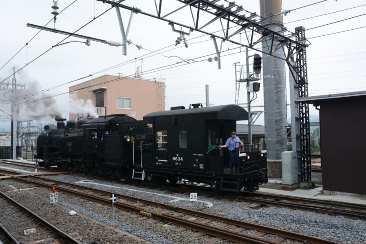 C11+車掌車