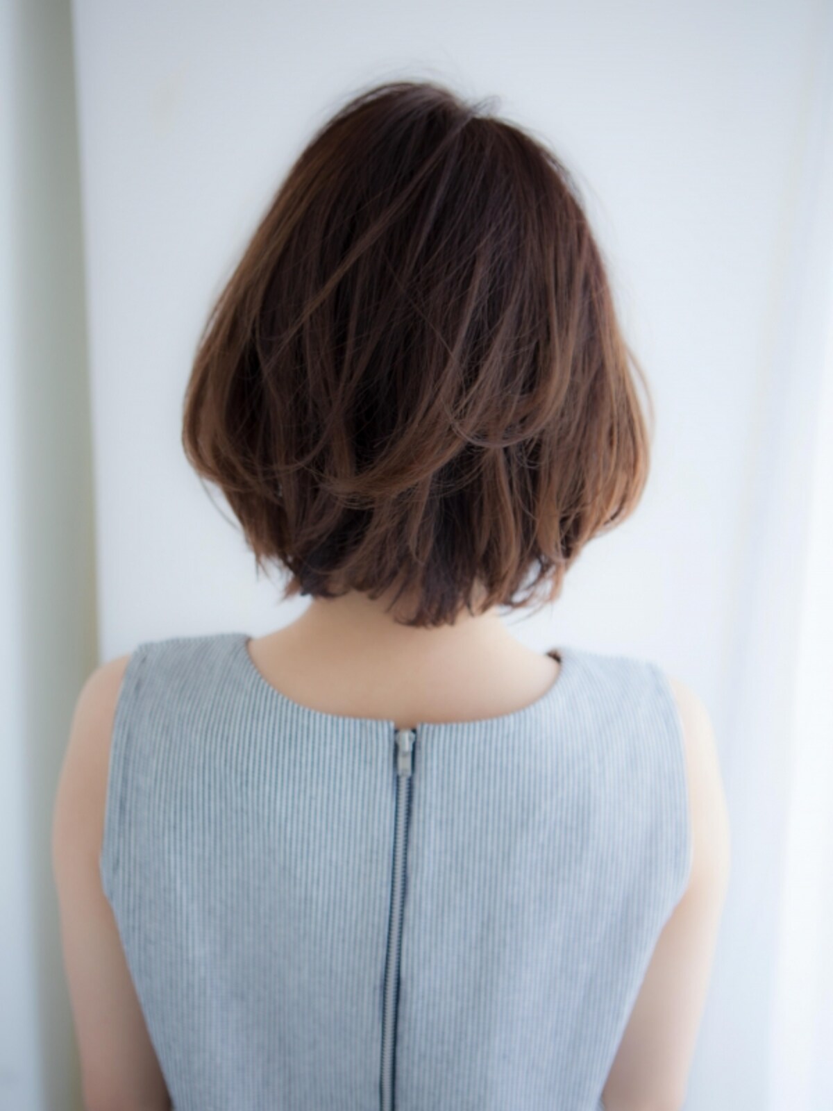 程よく色っぽい！30代に似合うワンレンボブスタイル