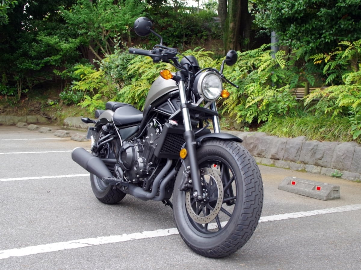 レブル500フロントビュー