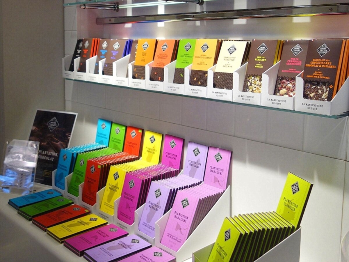 産地（農園）別のビーントゥバーチョコレートのラインナップ