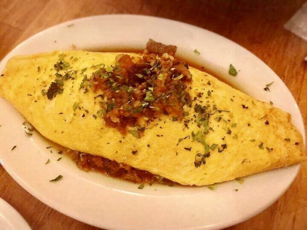 料理家バル アリーズの牛すじオムレツ