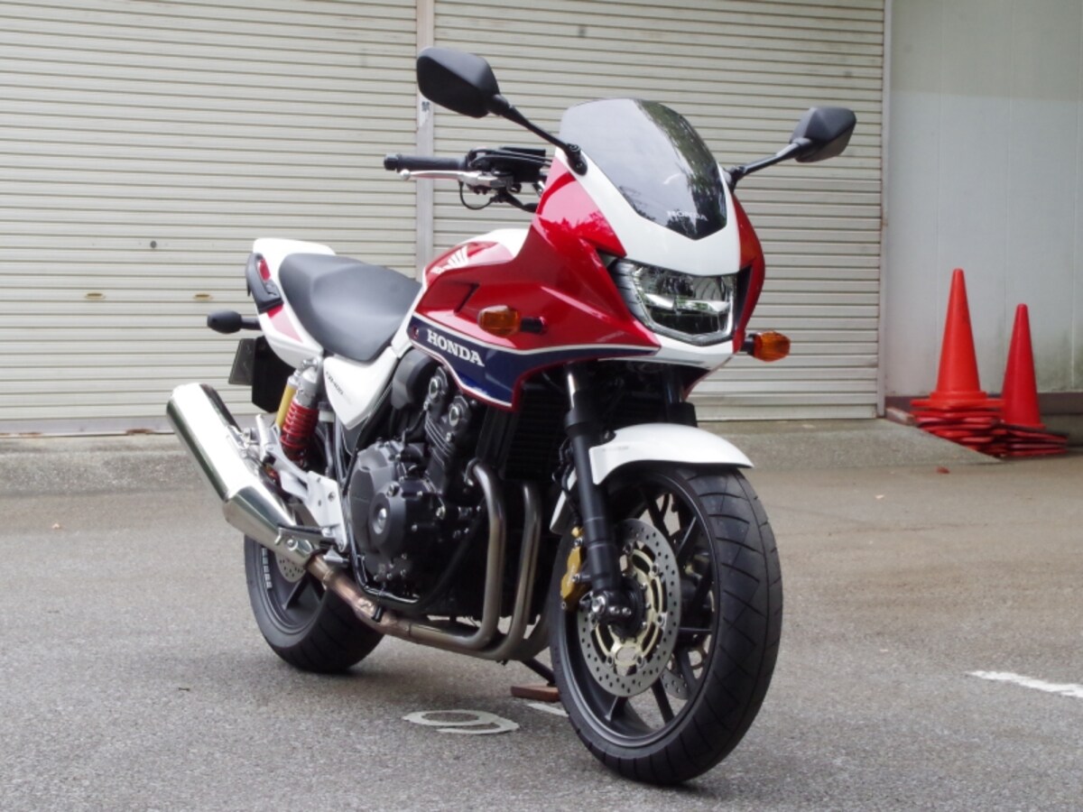 CB400SBフロントビュー