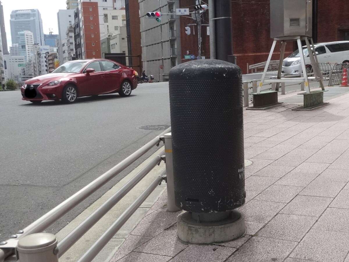埋設された電柱となにか関係あるのか。。。