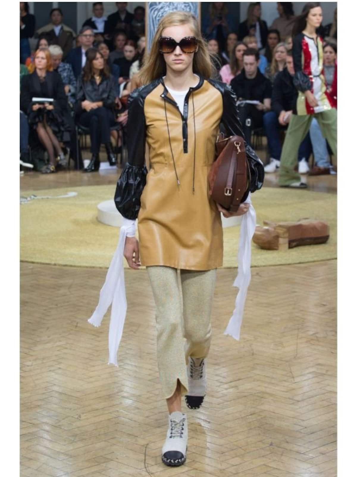 J.W.Anderson 2018年春夏ロンドンコレクション