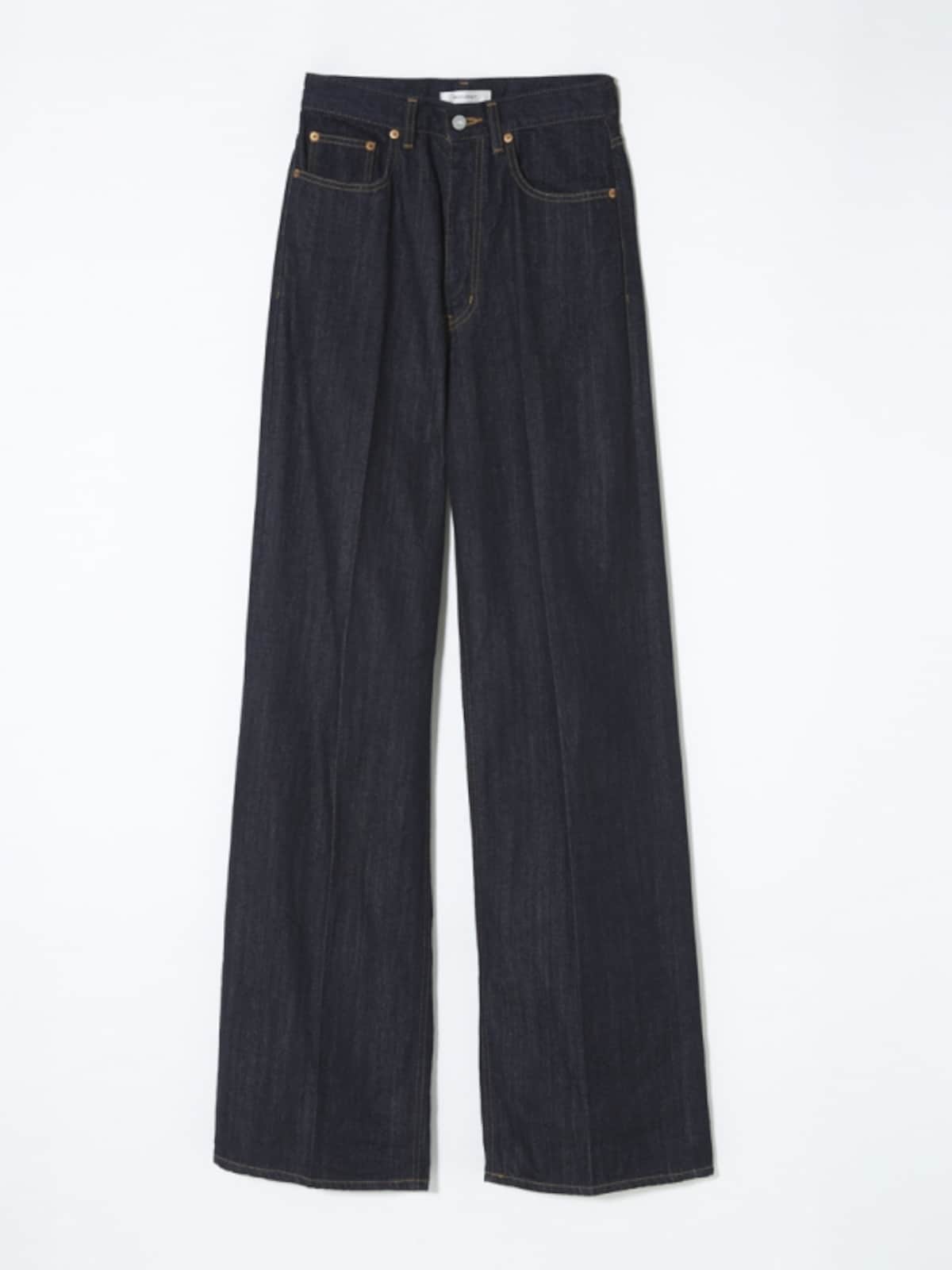 軽く水洗いをしただけのワンウォッシュデニム MOUSSY JEANS（マウジージーンズ）「WIDE STRAIGHT（ワイドストレート）」