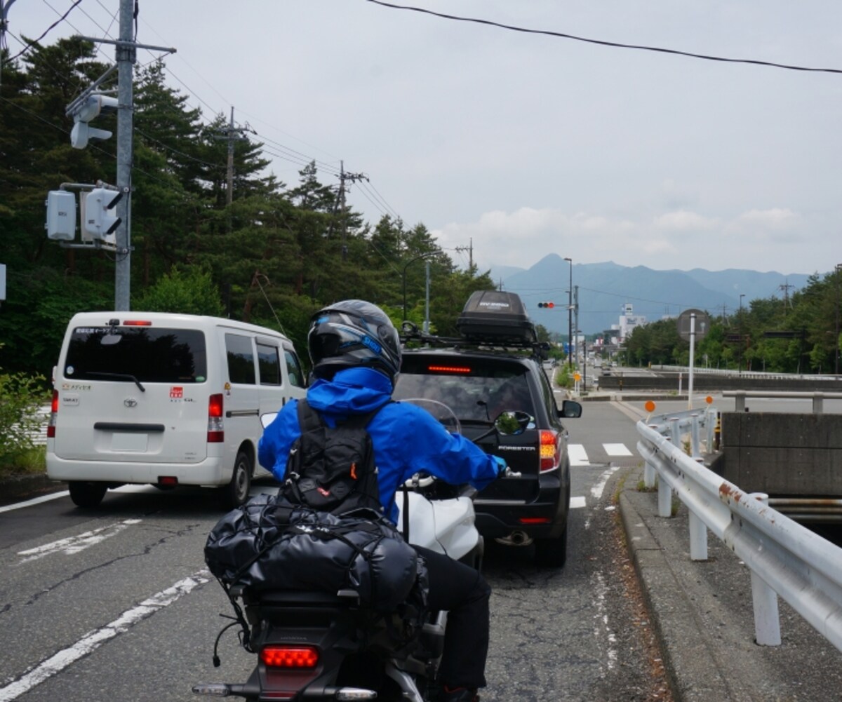 自分は普通に運転しているつもりが周りをイライラさせていることも・・・