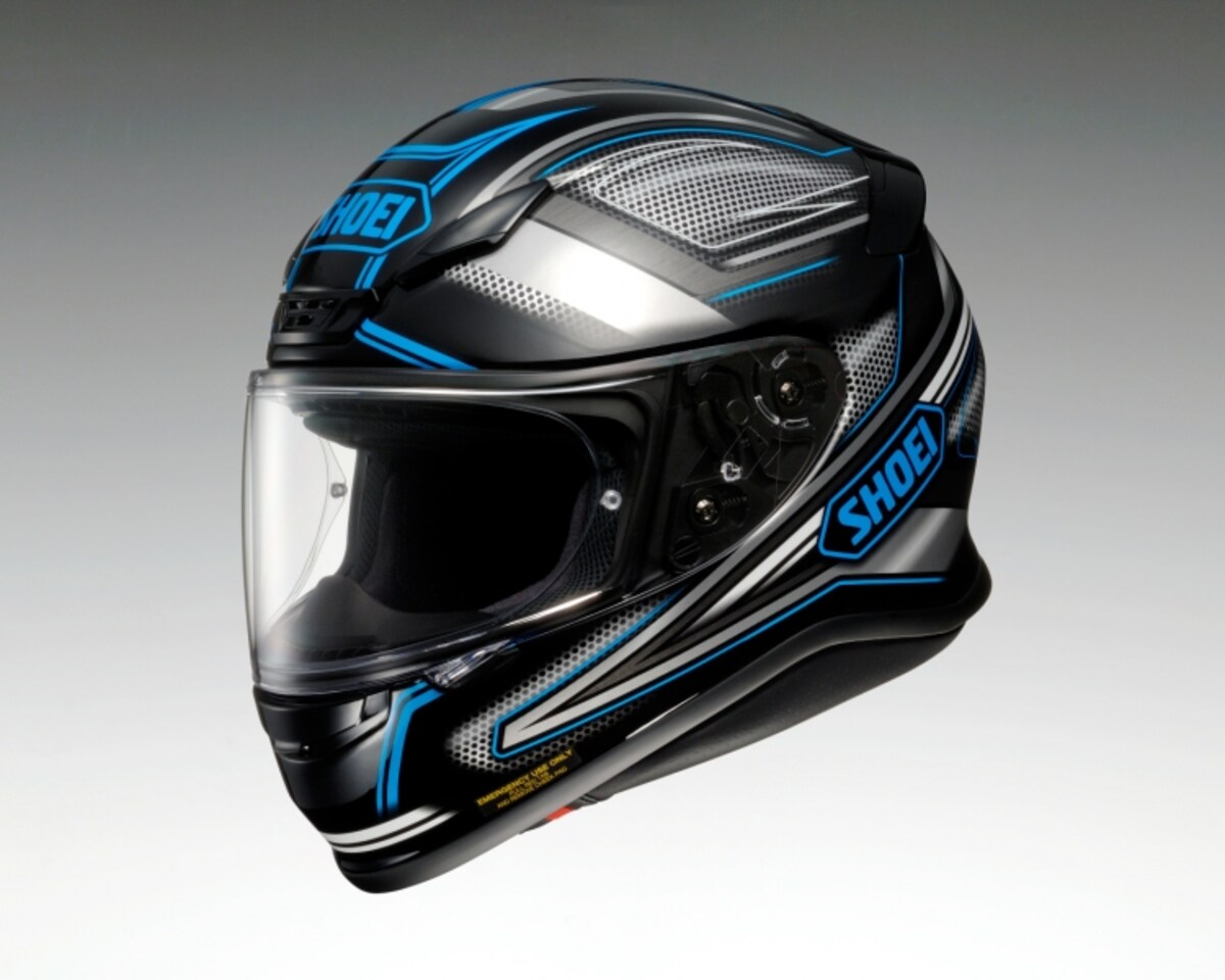 ガイドも使っているのはフルフェイスとジェットヘルメット　写真は愛用のSHOEI　Z7