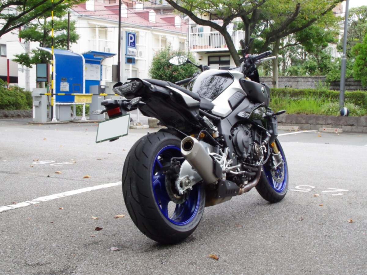 MT-10SPリアビュー