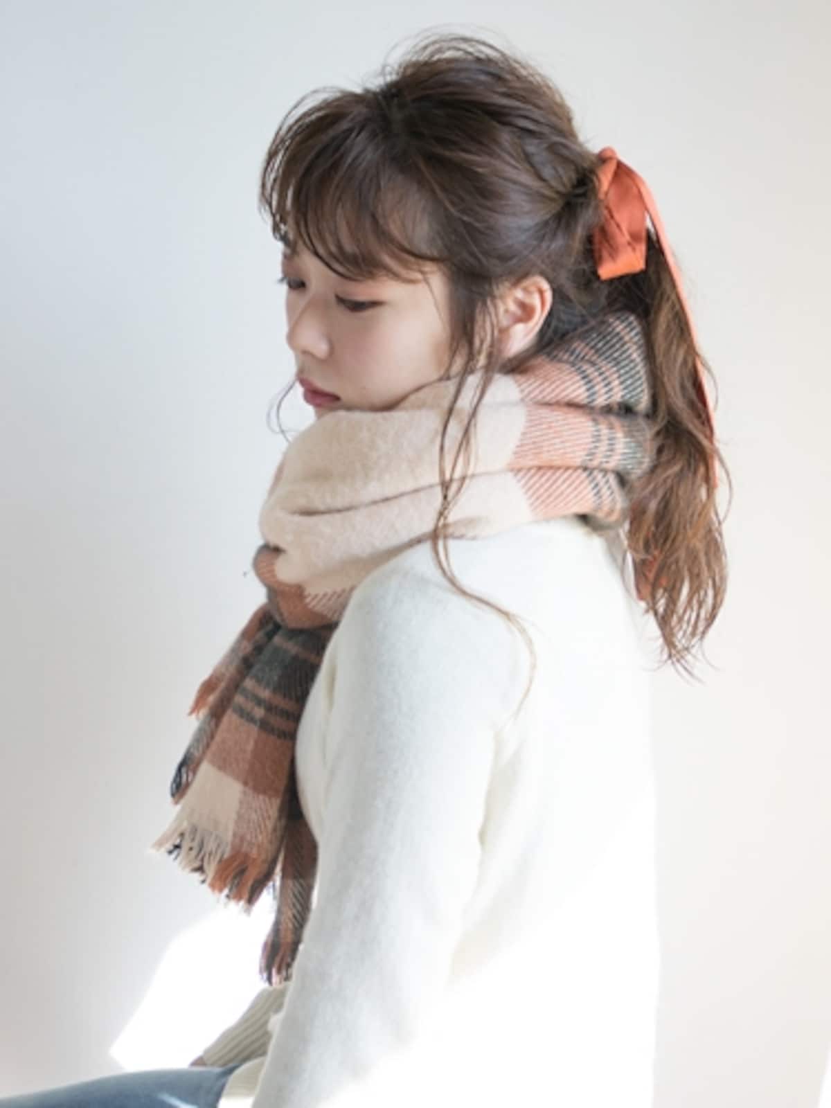 冬マフラーに似合う！簡単で崩れにくいヘアアレンジ