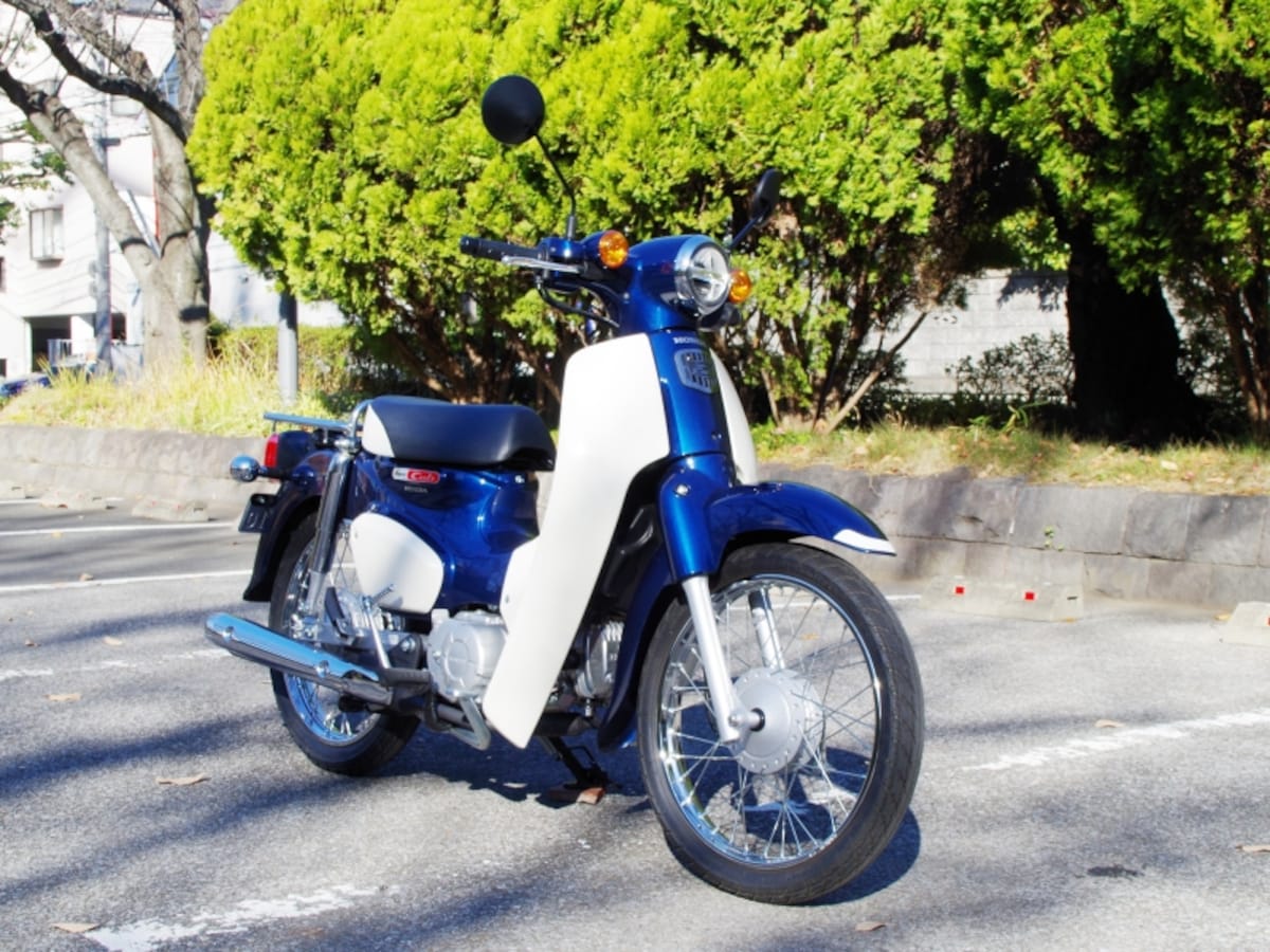 スーパーカブ110　フロントビュー