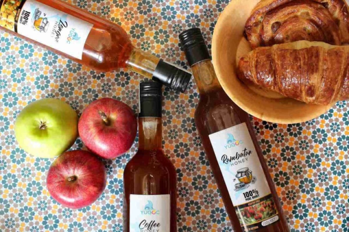 yugocwinebottle