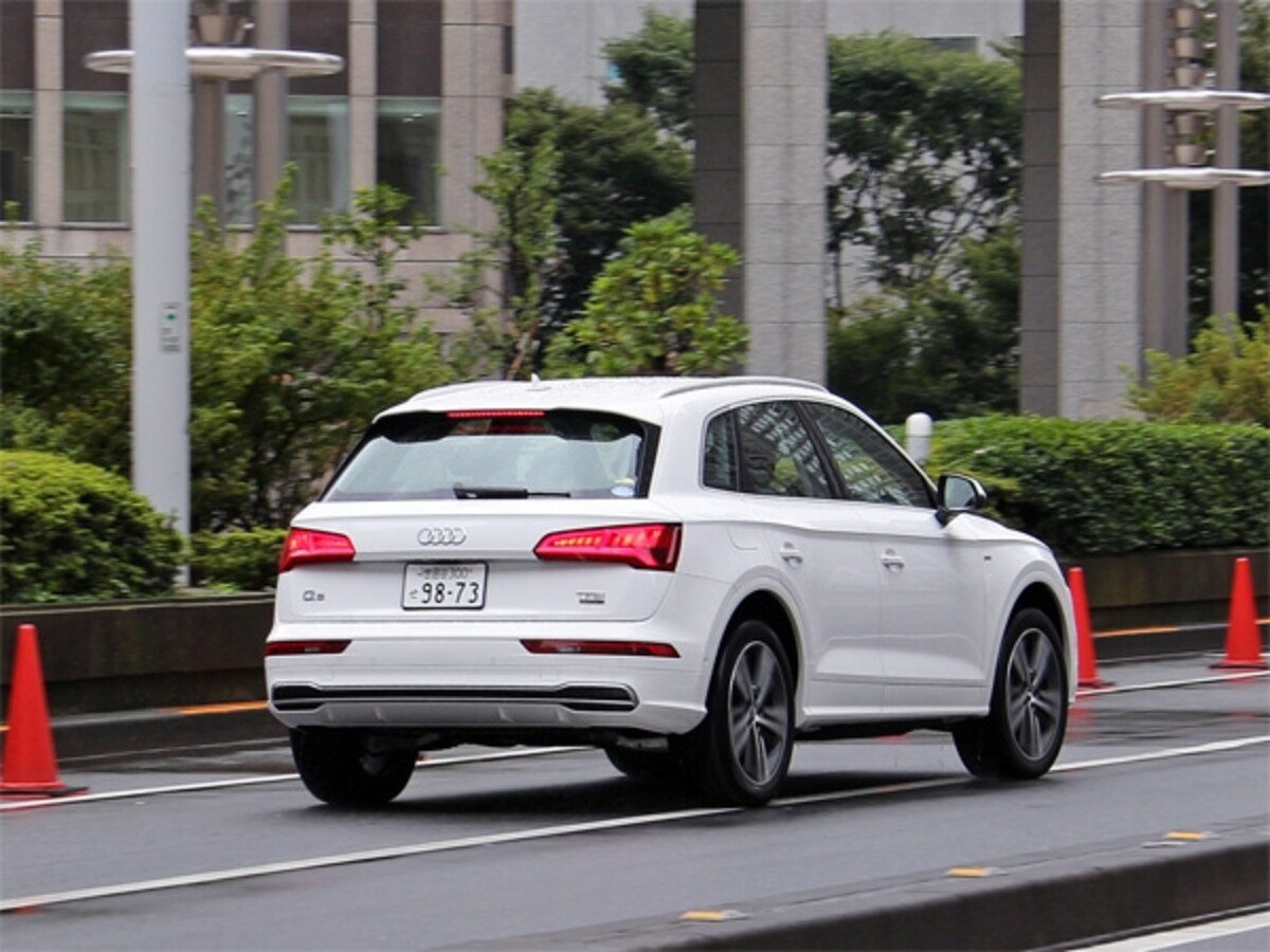 アウディ Q5