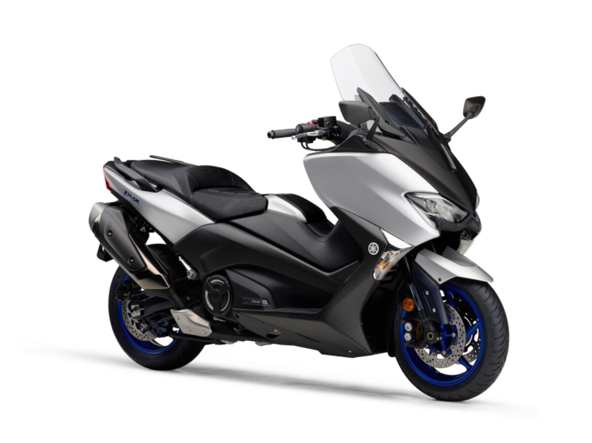 TMAX530SX限定色のマットシルバー