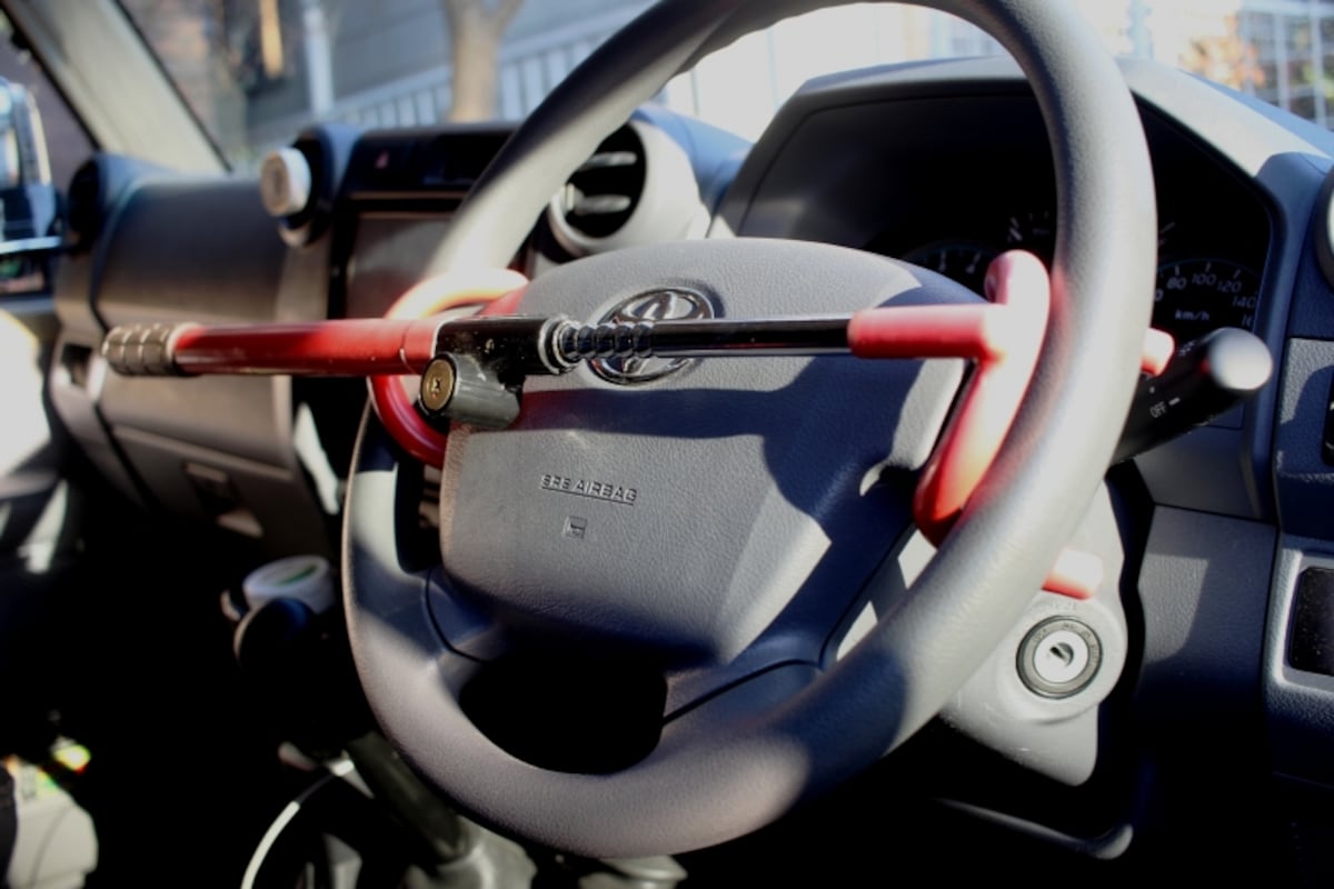 車両盗難防止グッズをご紹介します！