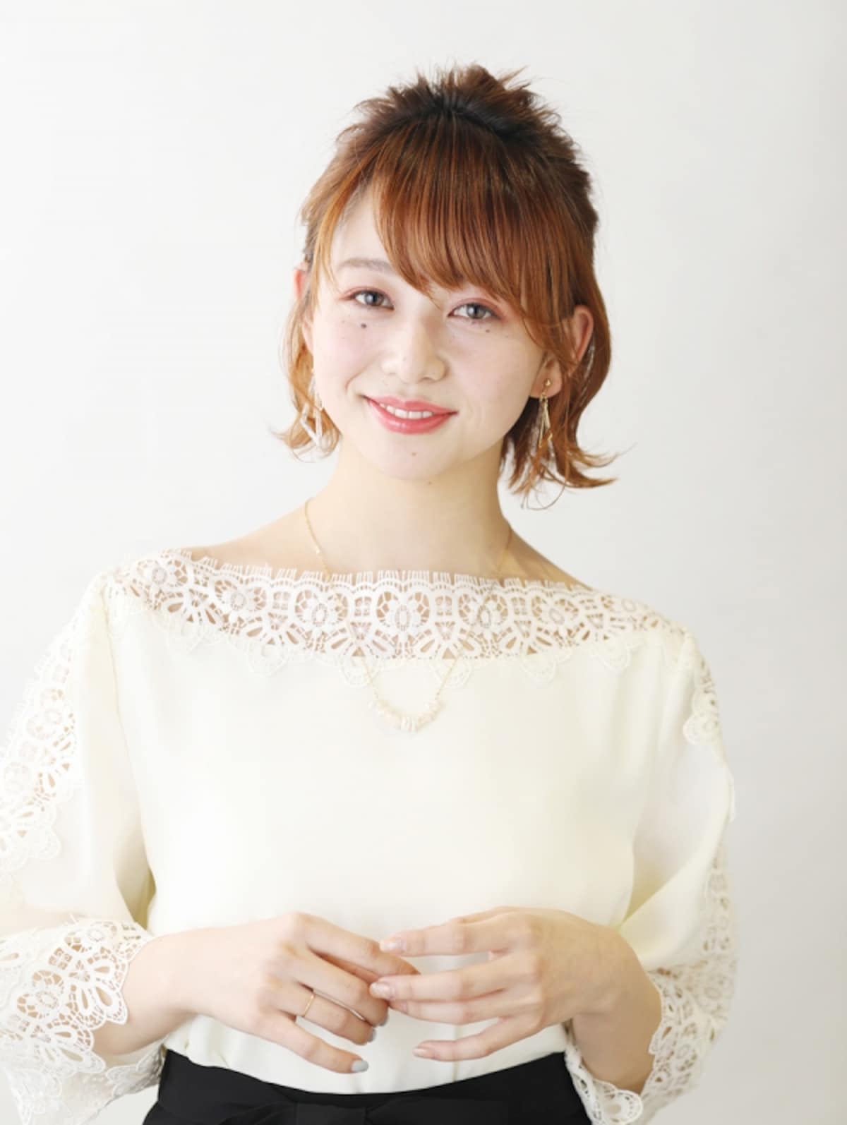 ショートヘアのくるりんぱ×ハーフアップ！簡単ヘアアレンジのやり方