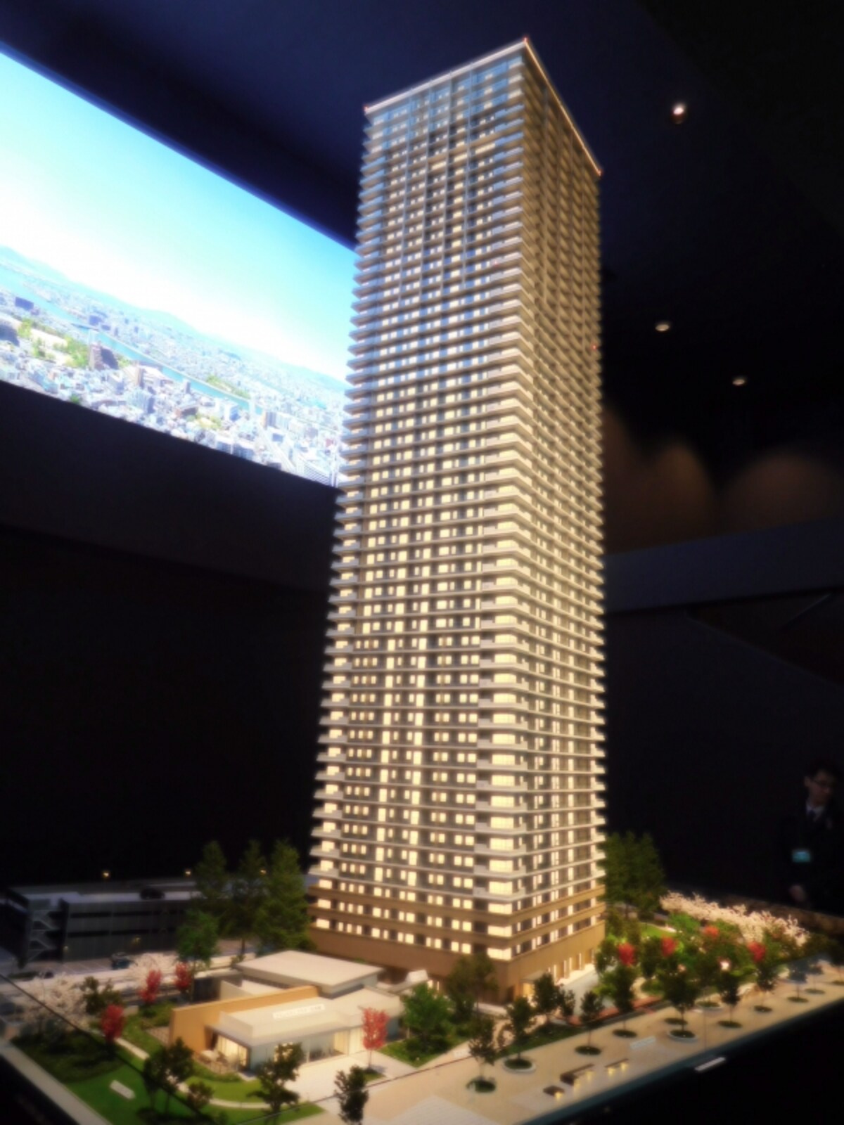 「hitoto広島 The Tower」の模型