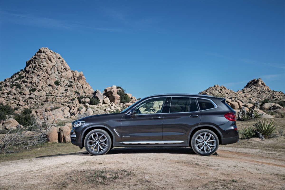 BMW X3 横浜ゴムADVAN Sport V105 画像