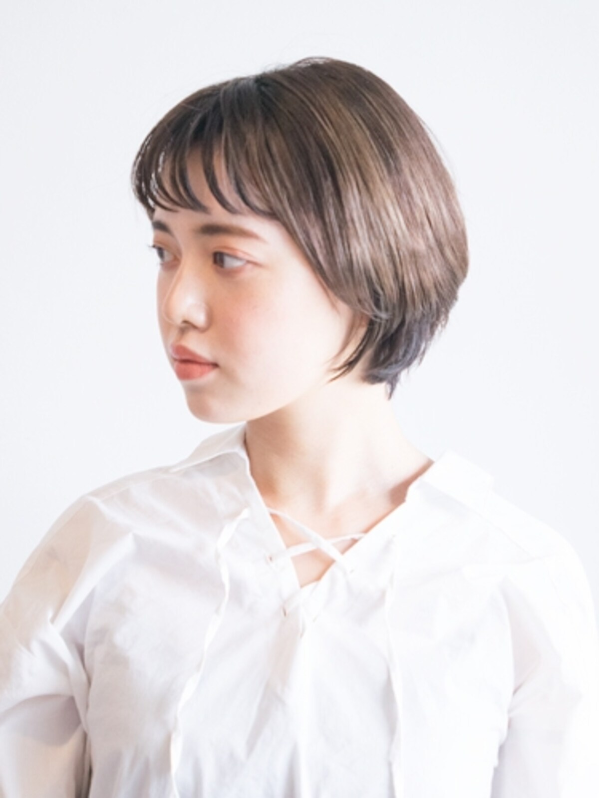 くせ毛やうねり髪をヘアアイロンでストレートに伸ばす方法