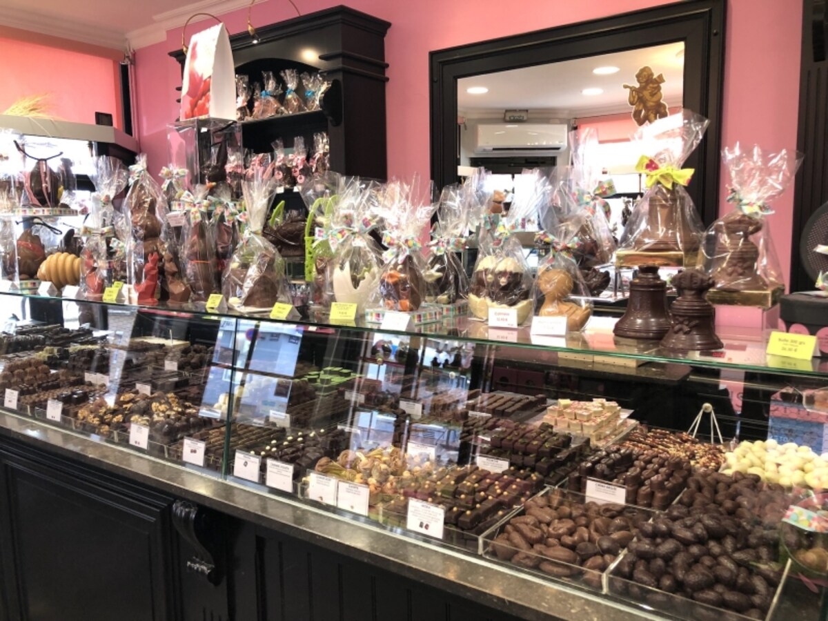 イースターシーズンなのでイースターチョコレートが華やか