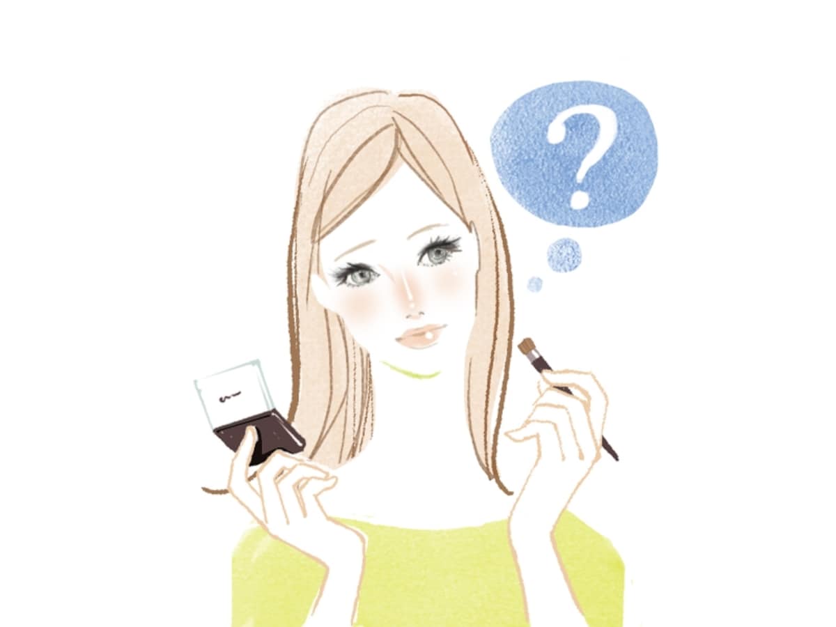 アイシャドウを指で塗るのはNG？チップを使うべき？