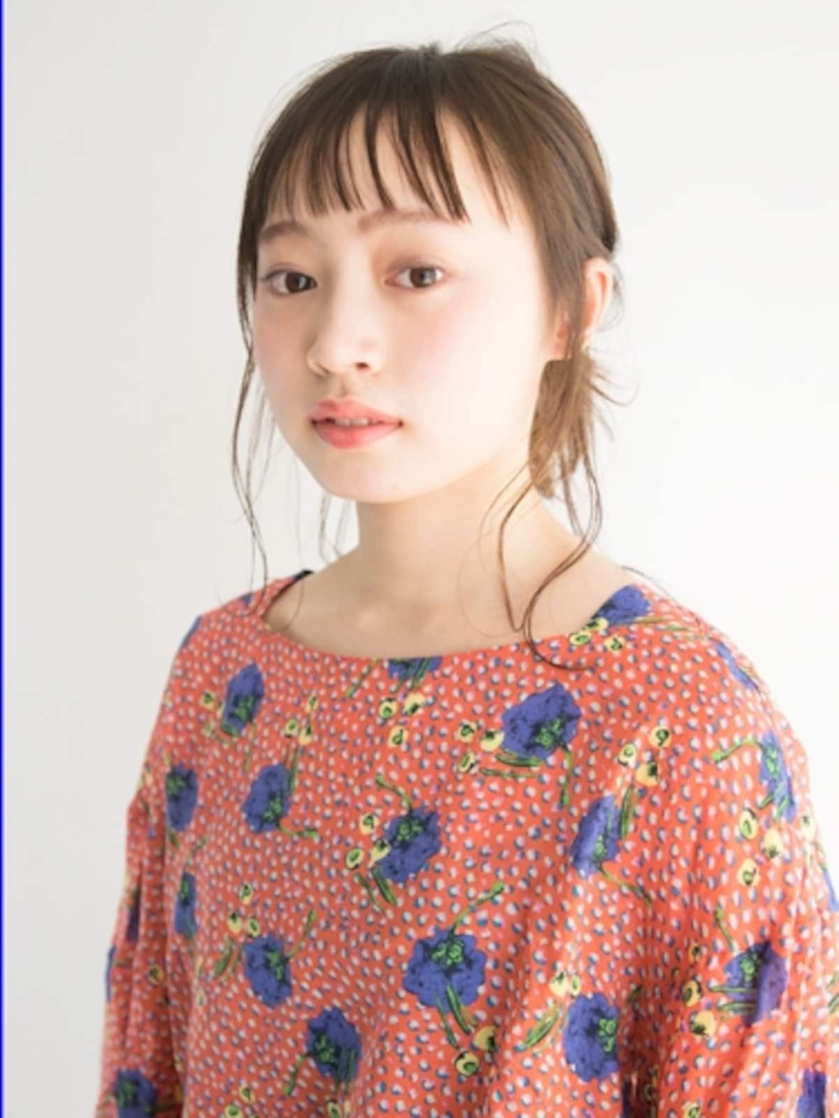 ゆるふわお団子で伸ばしかけの髪をおしゃれにアレンジ