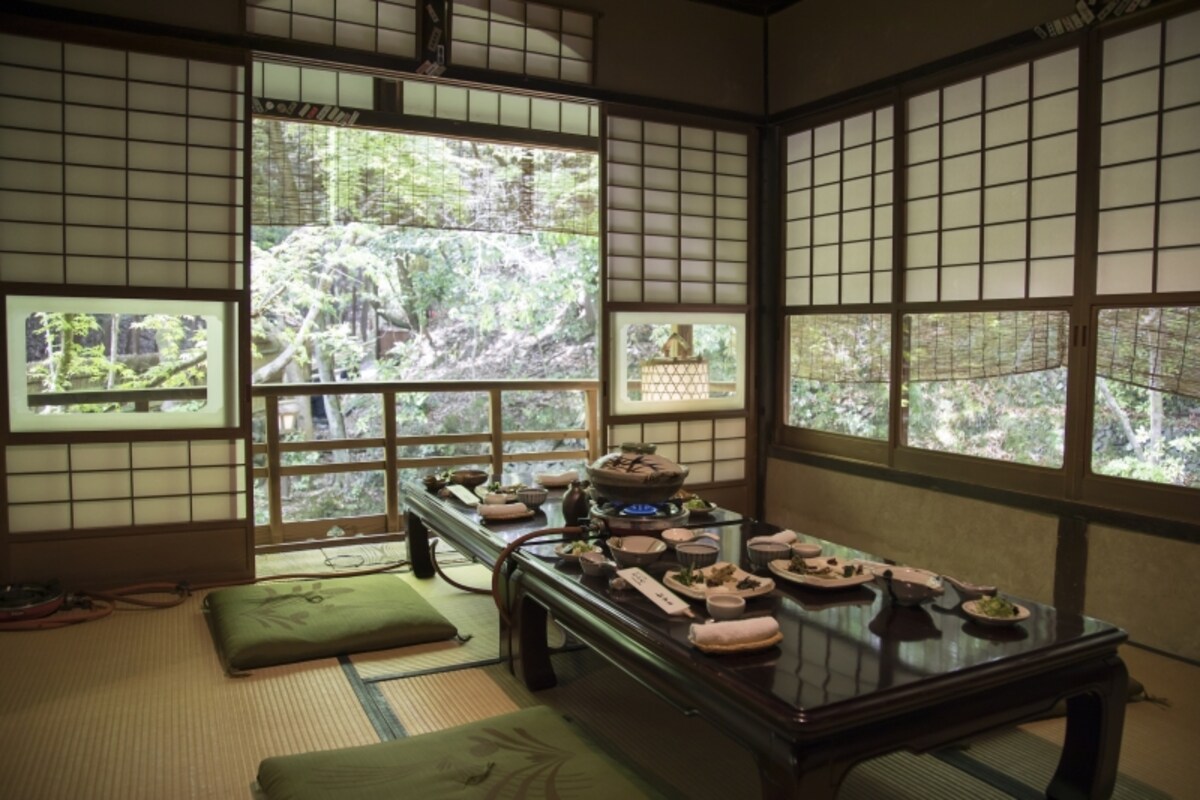 平野屋の座敷席
