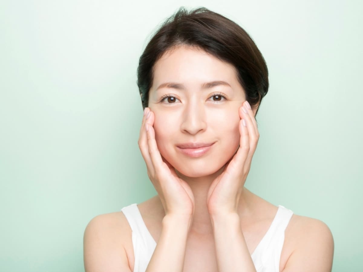 油分の多いクリームなどを用いて、マッサージによる肌の摩擦を減らす