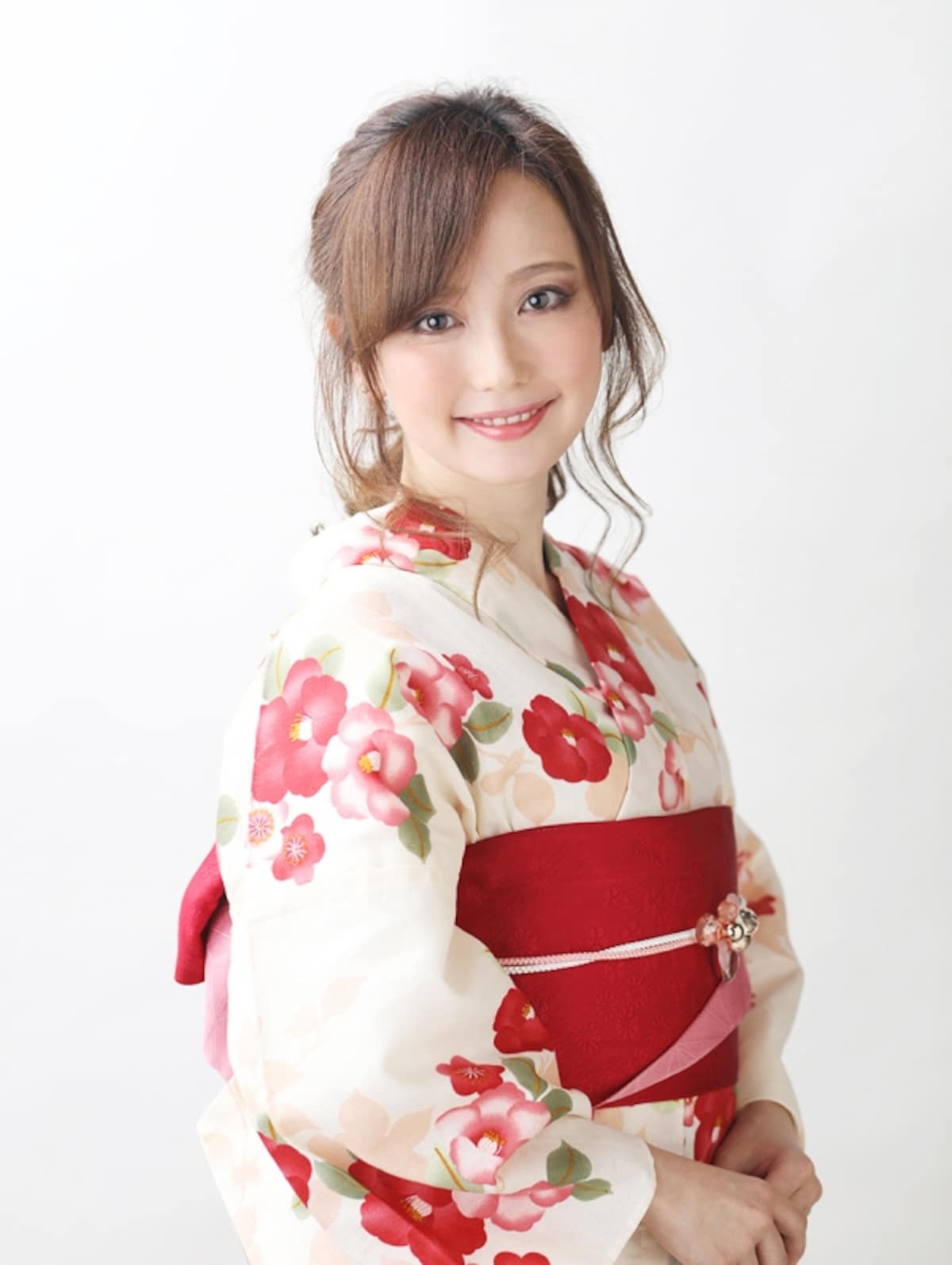 ミディアム浴衣・三つ編みとくるりんぱで簡単ヘアアレンジ