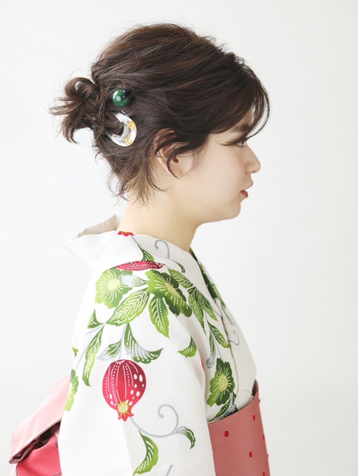 ショート浴衣・可憐な印象のアップ風ヘアアレンジ