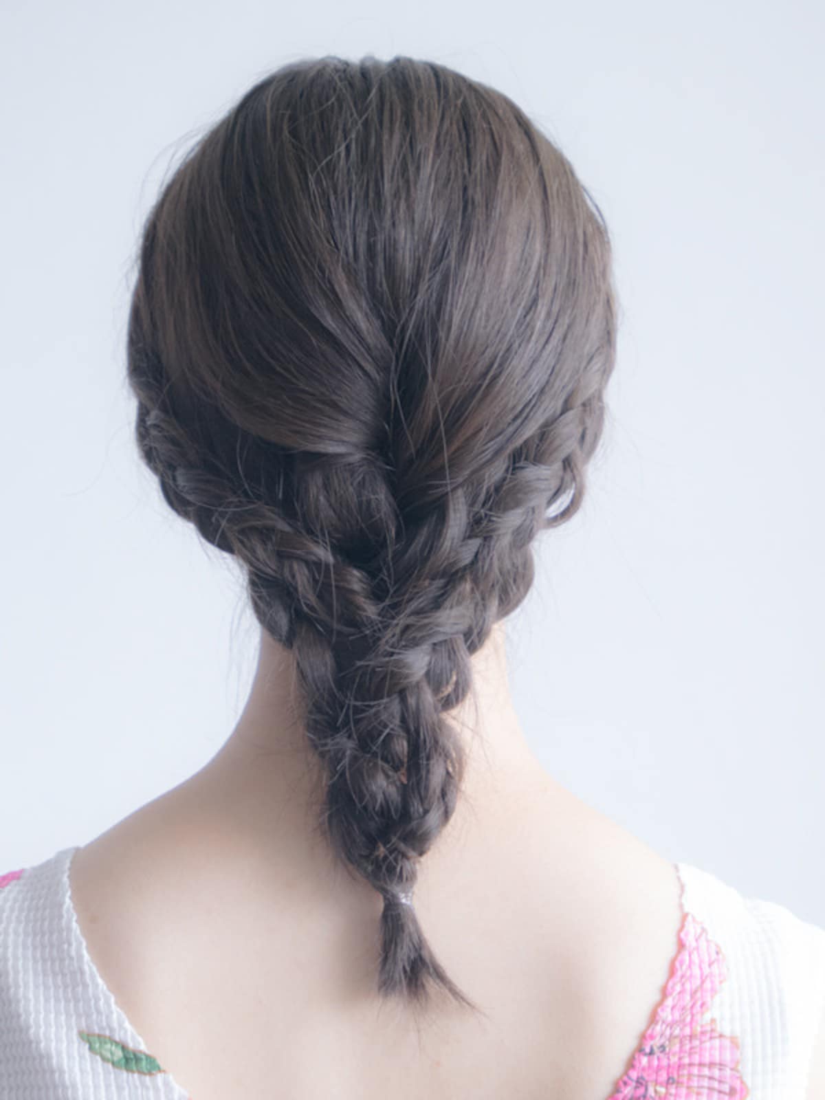 プールや海の髪型には編み込みヘアがおすすめ！ 
