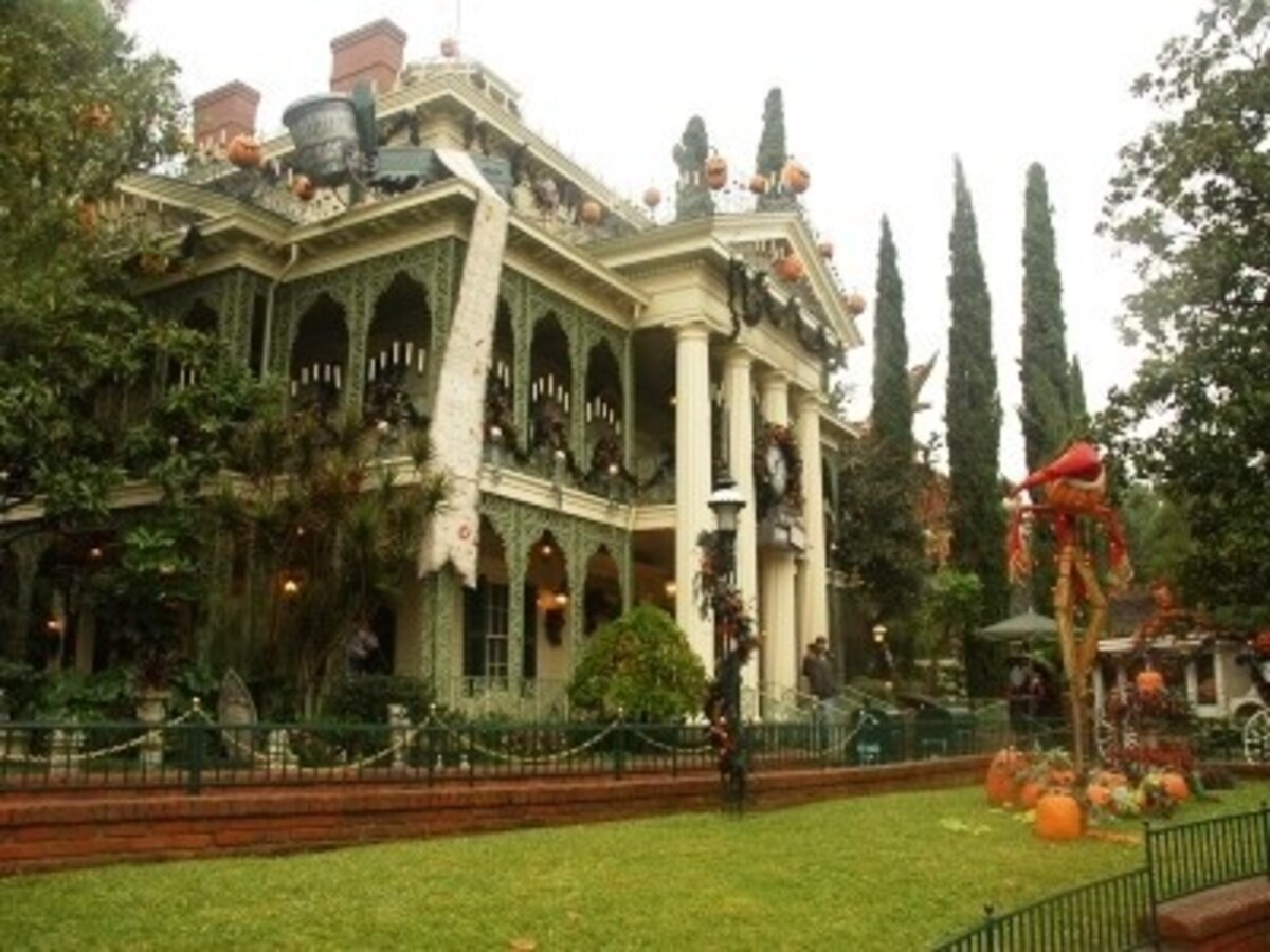 カリフォルニアディズニー　ホーンテッドマンション