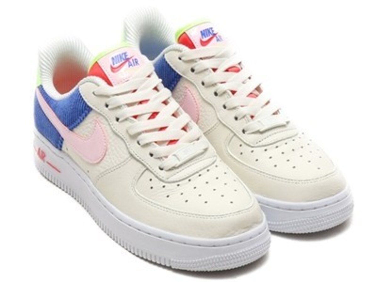 W AIR FORCE 1 LO　1万3000円（税抜）