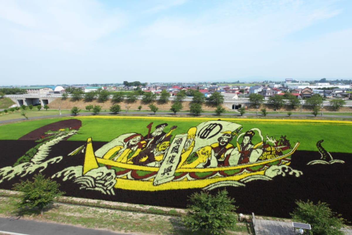 青森　観光　季節　夏　田舎館村　田んぼアート