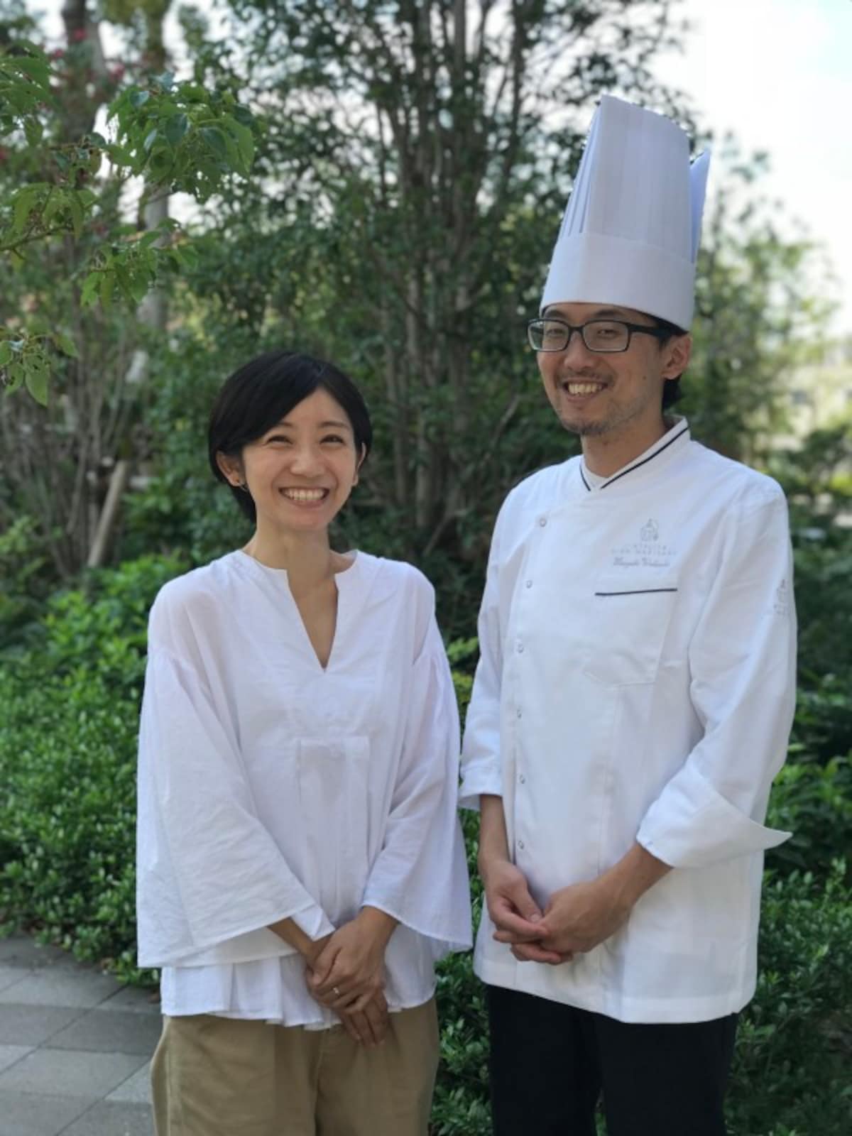 オーナーパティシエ 脇坂紘行（わきさか ひろゆき）さん と販売を務められる奥様の永（はるか）さん