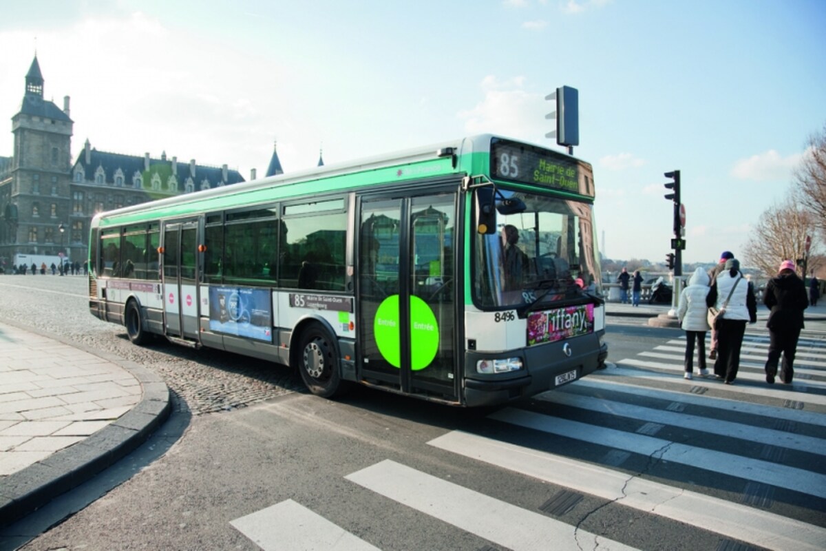 bus